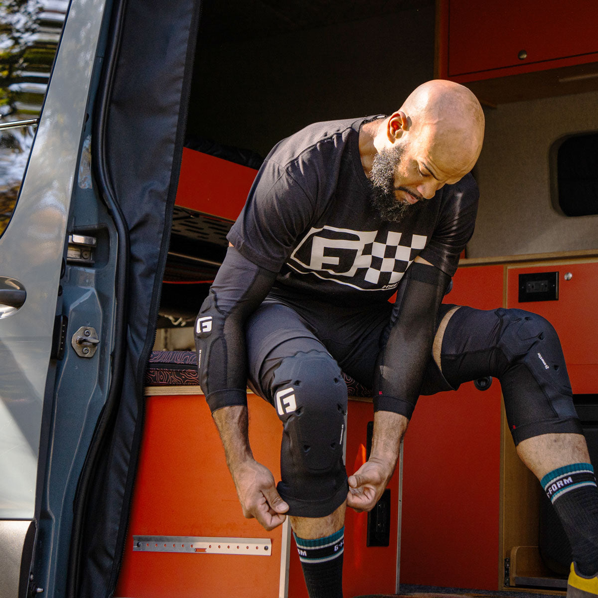 G-Form X4 MTB Knee Guards