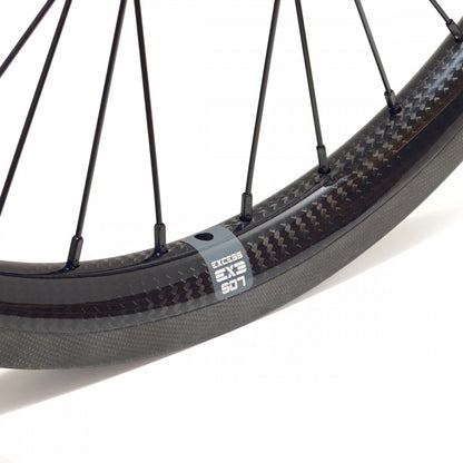 Excess EXE-3 CL 507 carbon wheelset detail