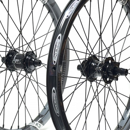 Excess EXE-3 ISO 406 carbon wheelset detail