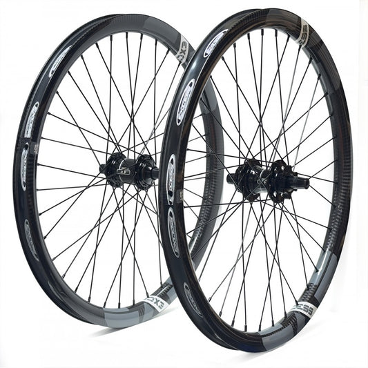 Excess EXE-3 ISO 507 carbon wheelset detail