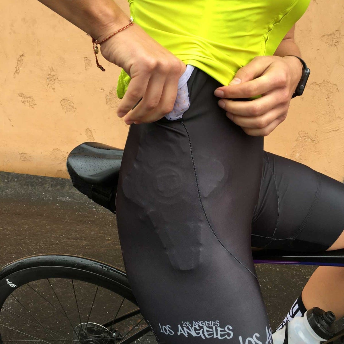 Slip-in MTB Hip Protectors